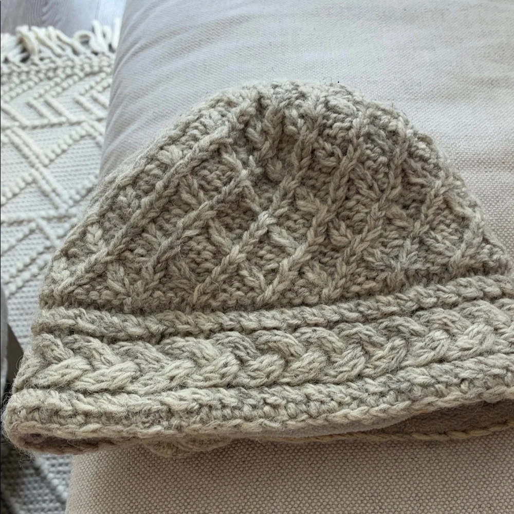 Irish Cozy Knit Beanie with Flower Accent - off white - Picture 3 of 3